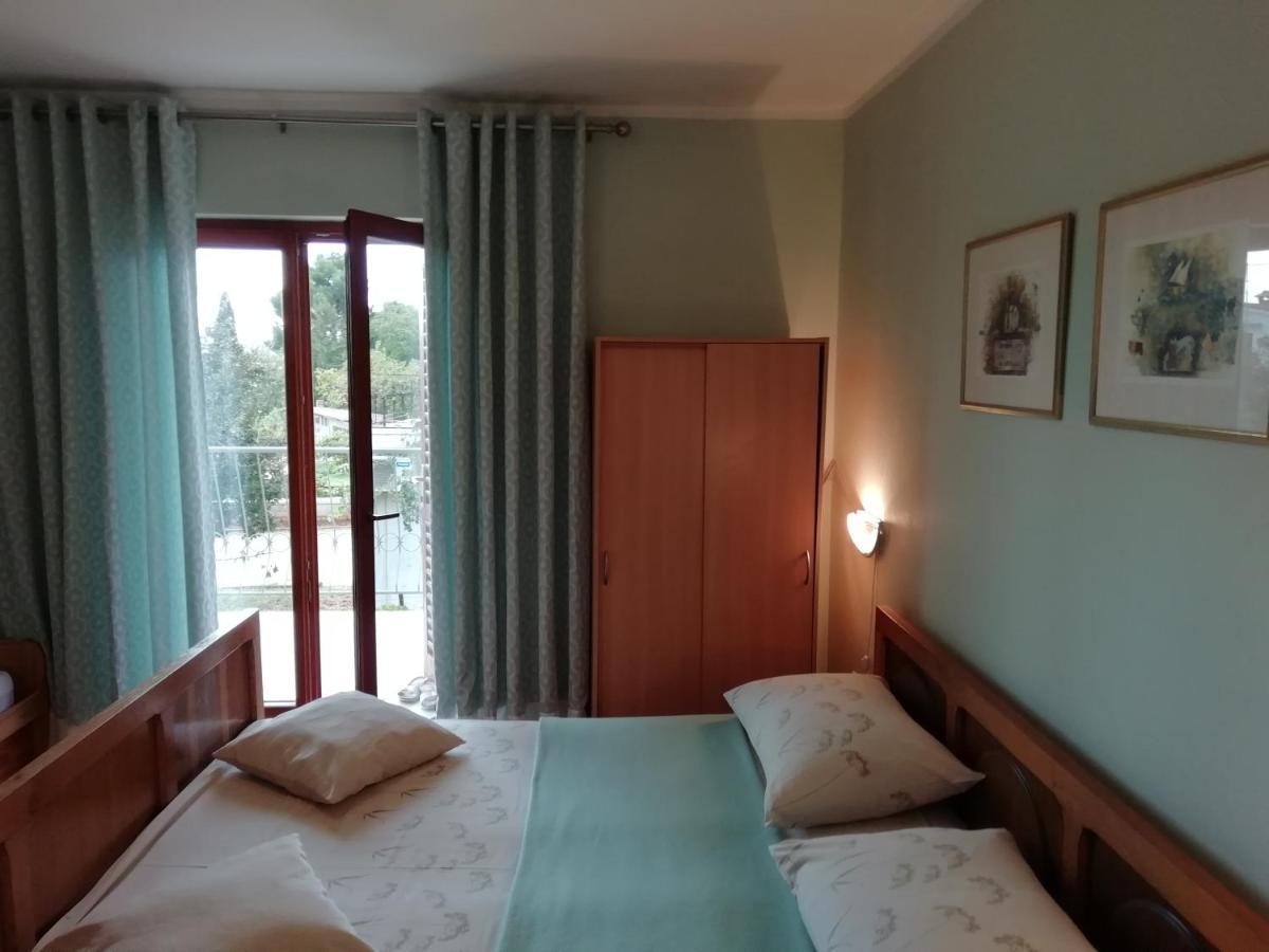 Near Beach - Apartments Marica Rovinj Exterior foto